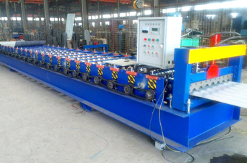 780大圓弧琉璃瓦壓瓦機(jī) 780大圓弧琉璃瓦壓瓦機(jī)